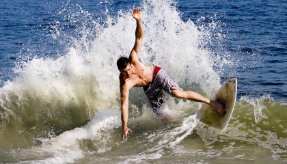 九游体育网站-摩纳哥攻势凶猛，冲击未来更高阶段，摩纳哥v4