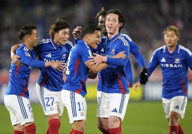 关于失误是败因：上海队全场失误高达20次，错失获胜良机的信息