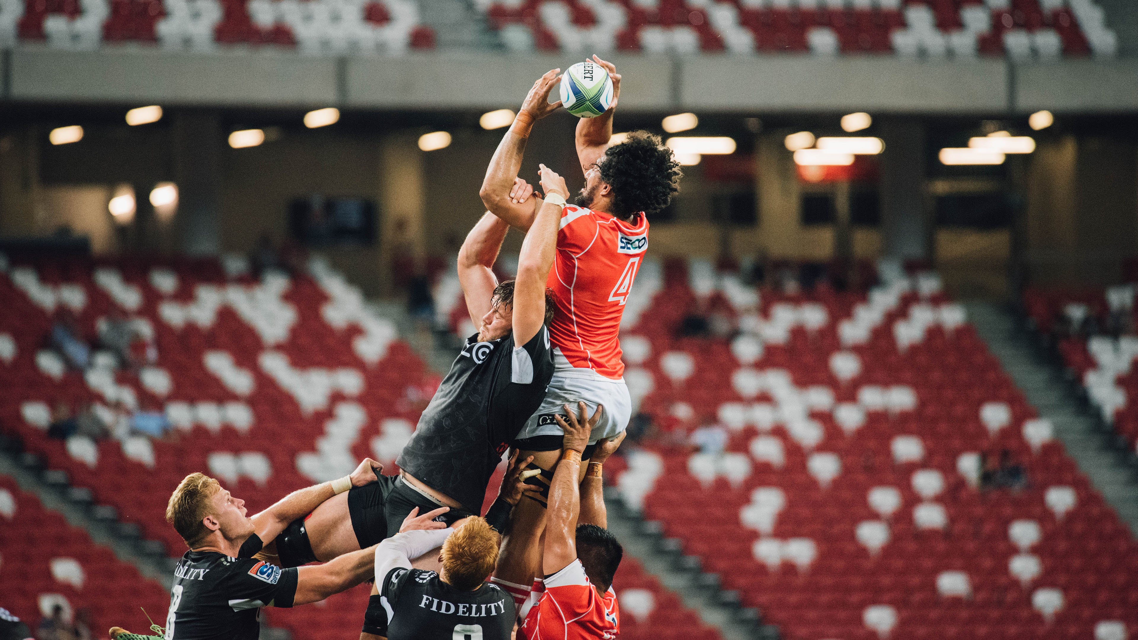 德甲比赛精彩连续不断,战术创新成最大亮点,德甲德甲